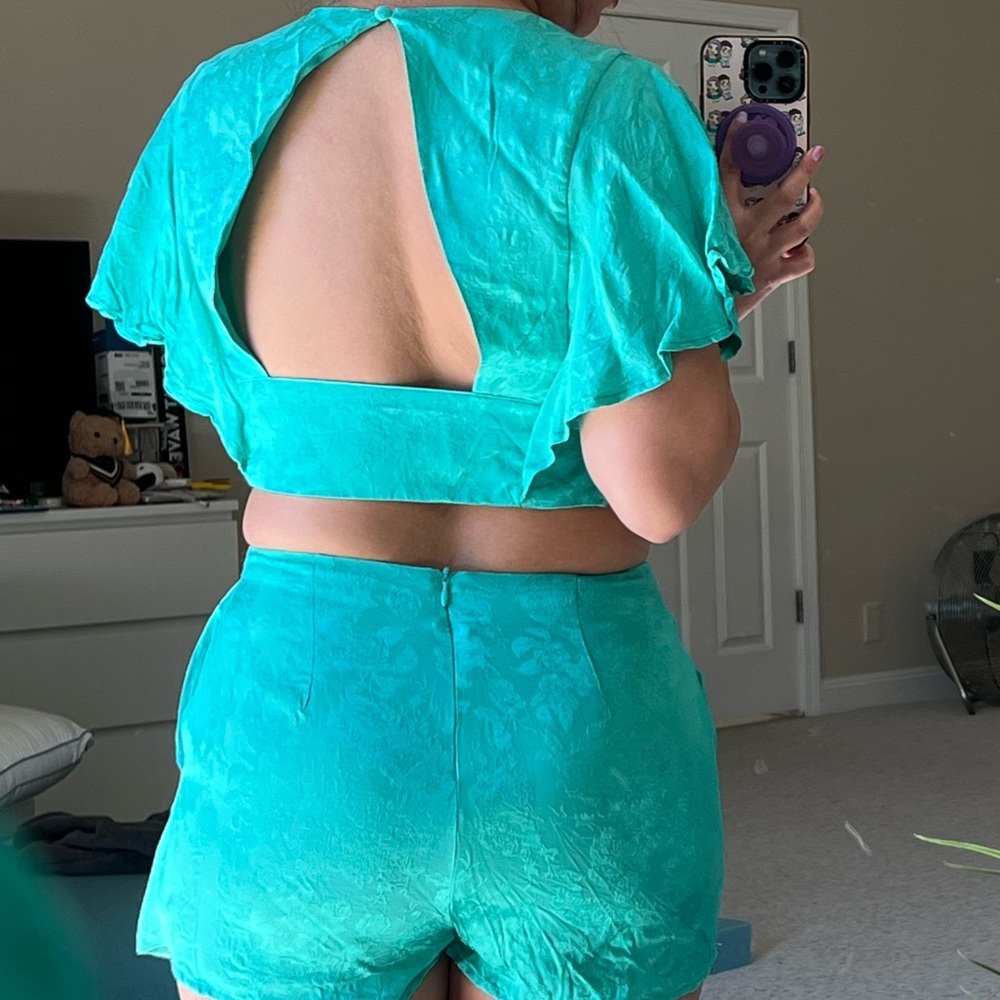 Forever 21 Teal Matching Set - Flutter Sleeves & … - image 4